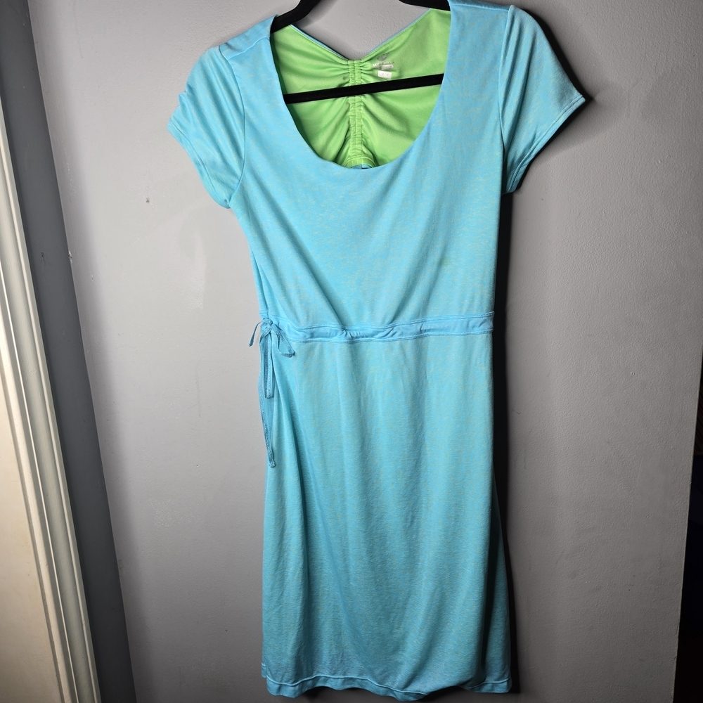 Merrell Select Wick Blue Green Short Sleeve Athletic Dress Size Medium
